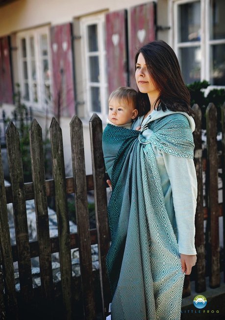 Little-Frog-Ring-Sling-Evergreen-Cube-etoiles-en-portage