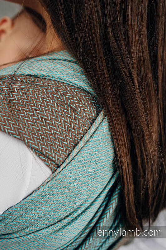 Lennylamb-écharpe-portage-little-herringbone-baby-mint-etoiles-en-portage4